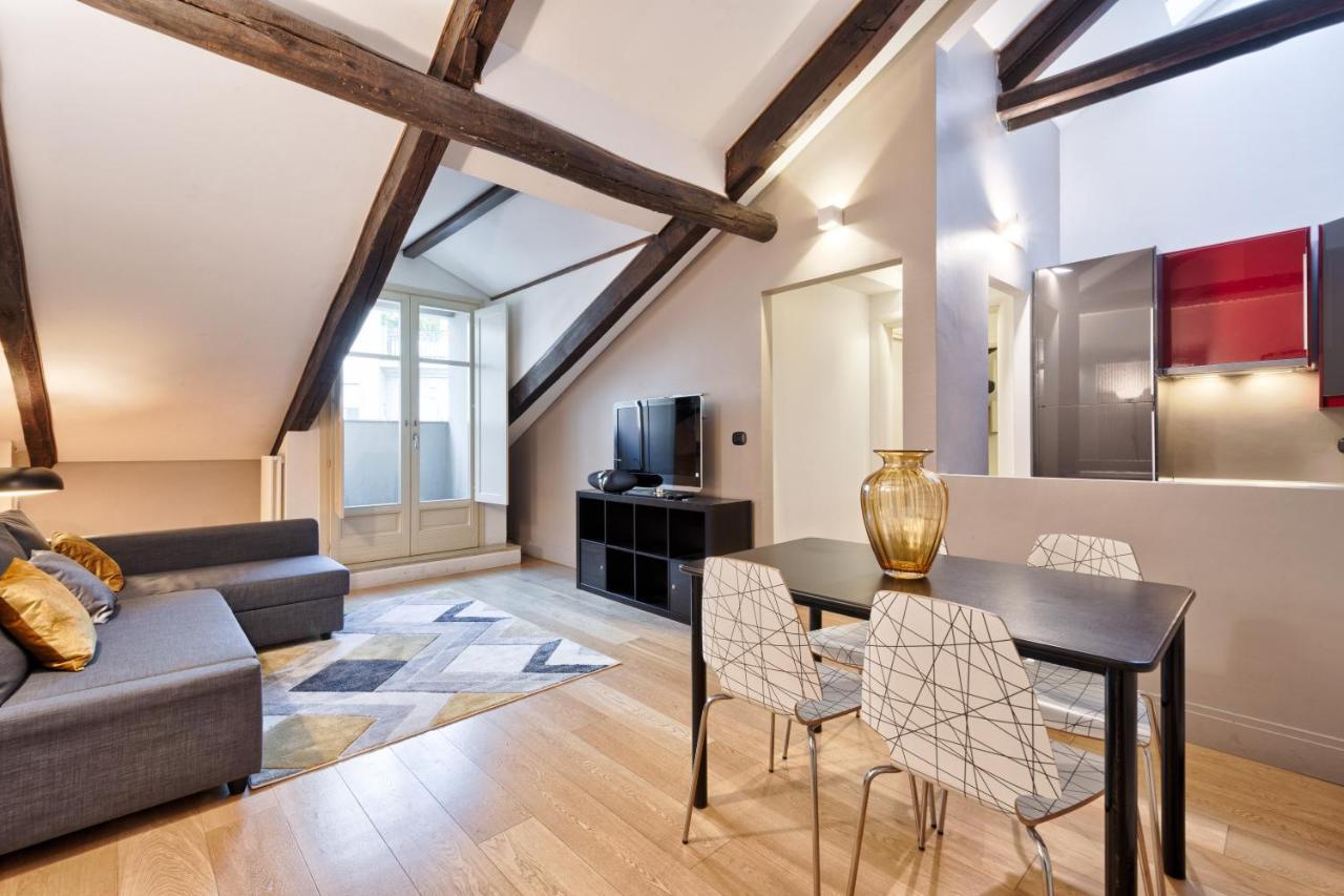 Stylish Apartment In The Heart Of Torino Екстер'єр фото